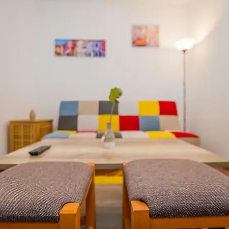Cozy In Historic City Center Apartment