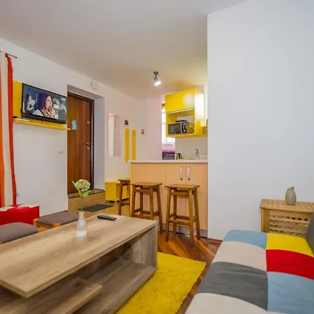 Apartment Cozy In Historic City Center *