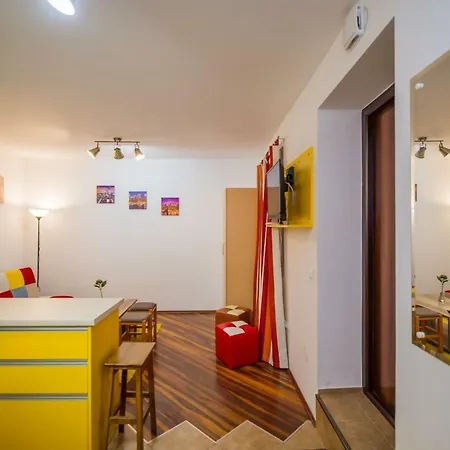 Apartment Cozy In Historic City Center Brasov